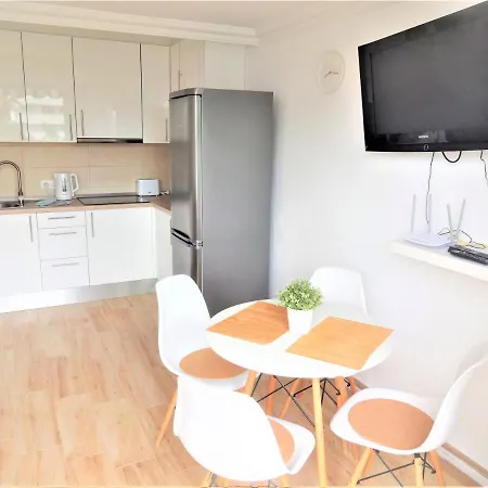 Amazing Sunny Apartment, Free Wifi, International Tv And Vod, Center Of Americas Apartment