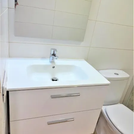 Lägenhet Amazing Sunny Apartment, Free Wifi, International Tv And Vod, Center Of Americas